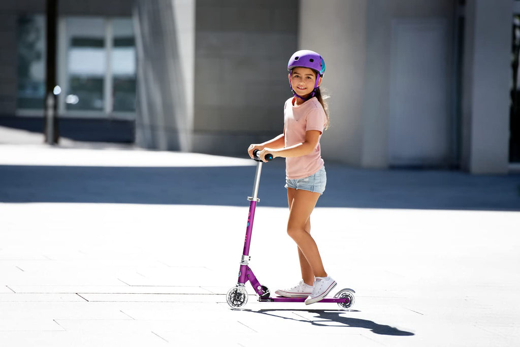 Foldable LED Scooter 2 Wheel Adjustable T Bar H621