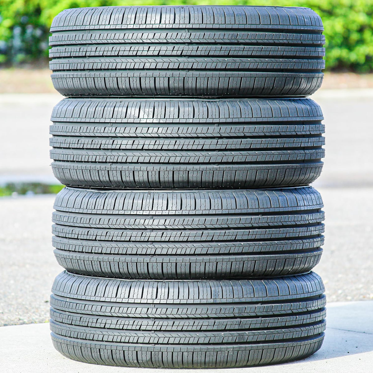 Black Touring Passenger Tire D565870