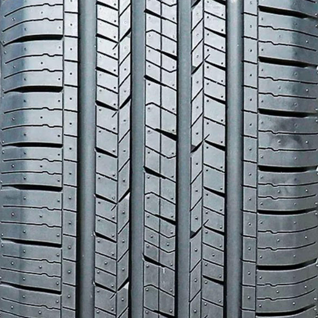 Black Touring Passenger Tire D565870
